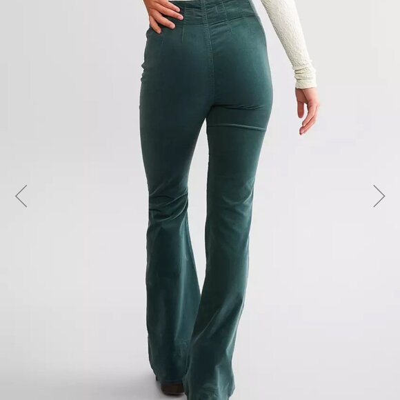 022 We The Free Jayde Cord Flare Jeans Huntress Green NWT Size 26 - Picture 4 of 14